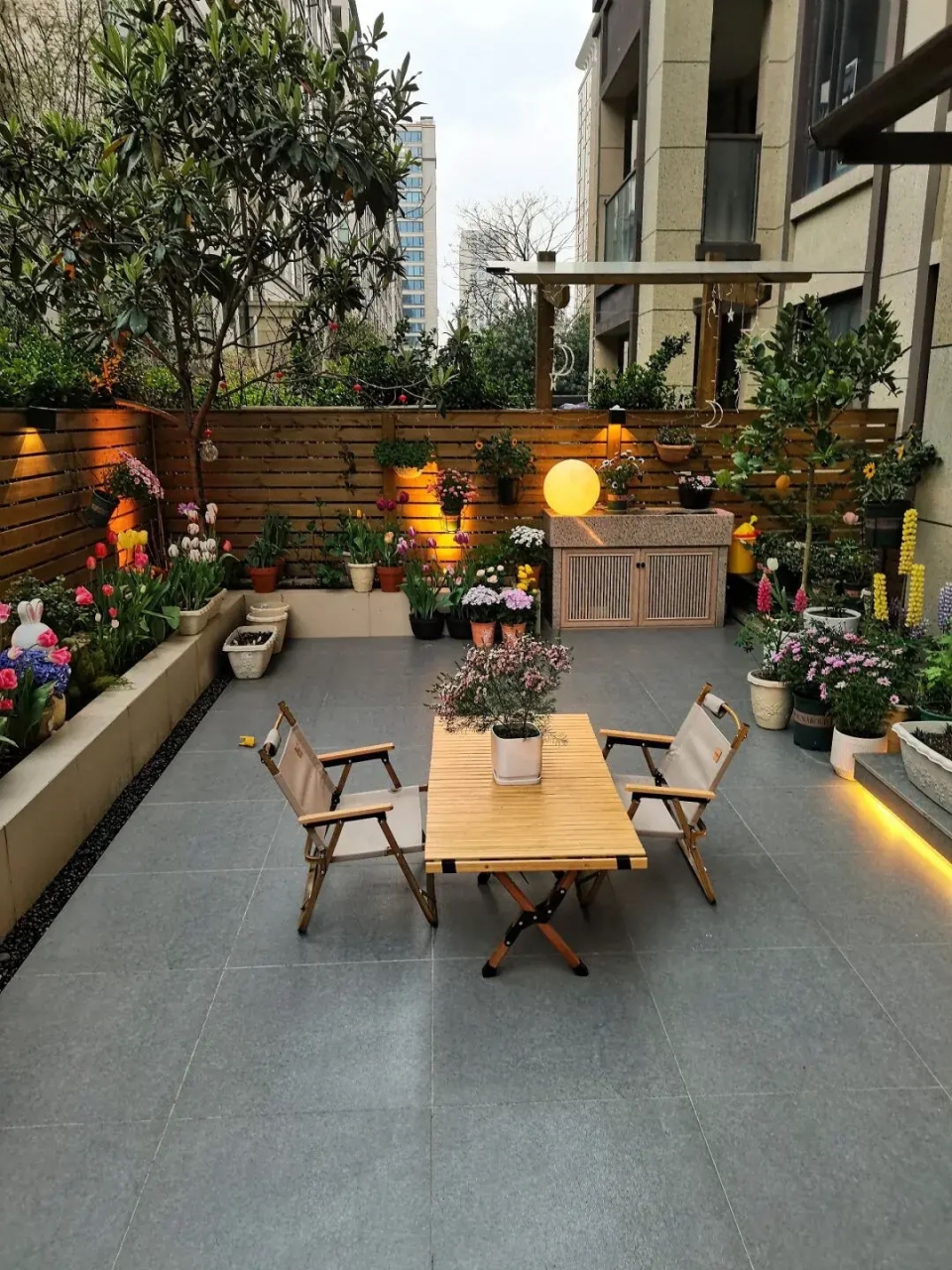 但是依然挡不住我对院子的喜爱[捂脸][捂脸]  因为我觉得:  一楼