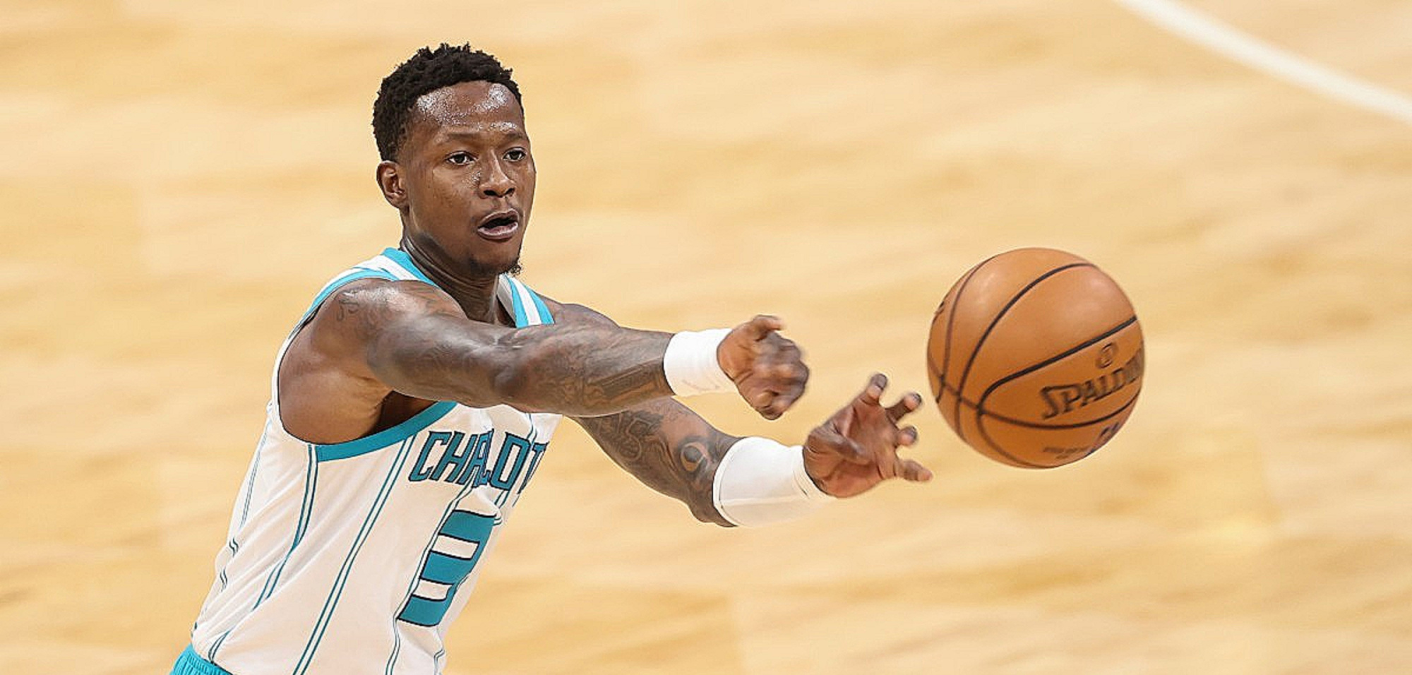 主控罗齐尔4年9700万美元留黄蜂!外线进球数排名联盟第5