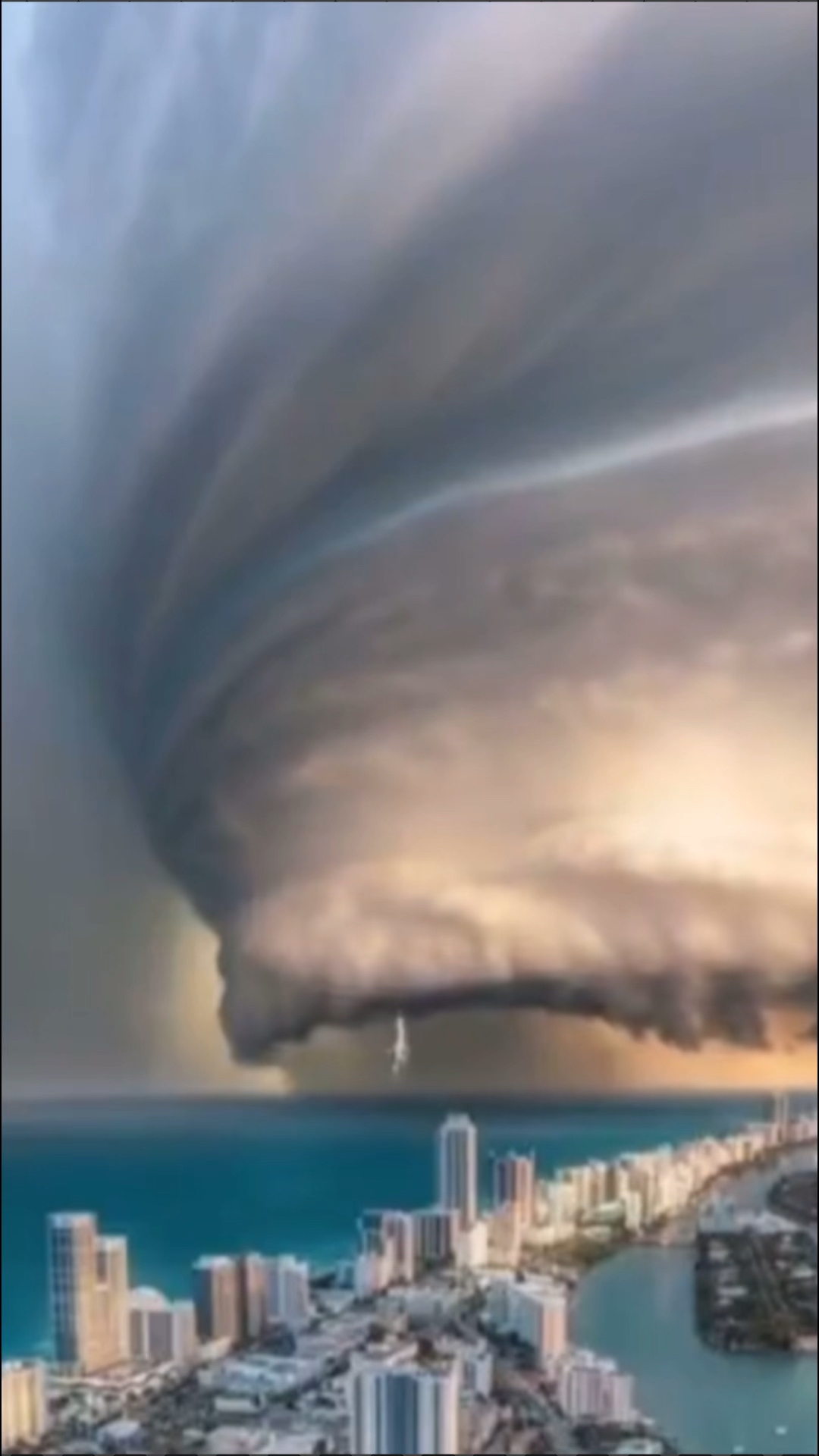 龙卷风即将形成