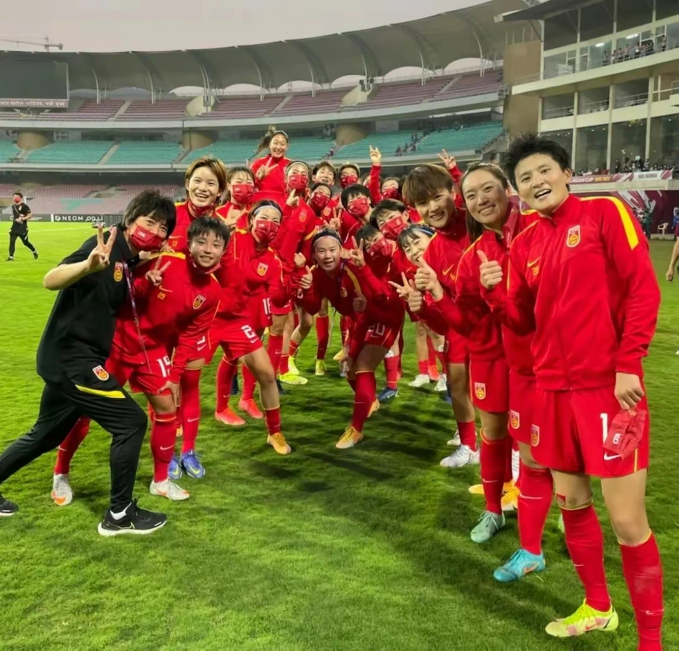 今天和球迷们聊一聊中国女足的最新消息