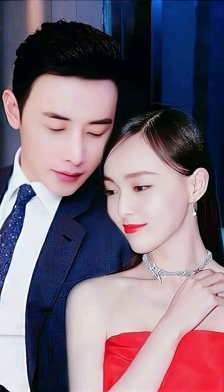 罗晋唐嫣一家三口好幸福!