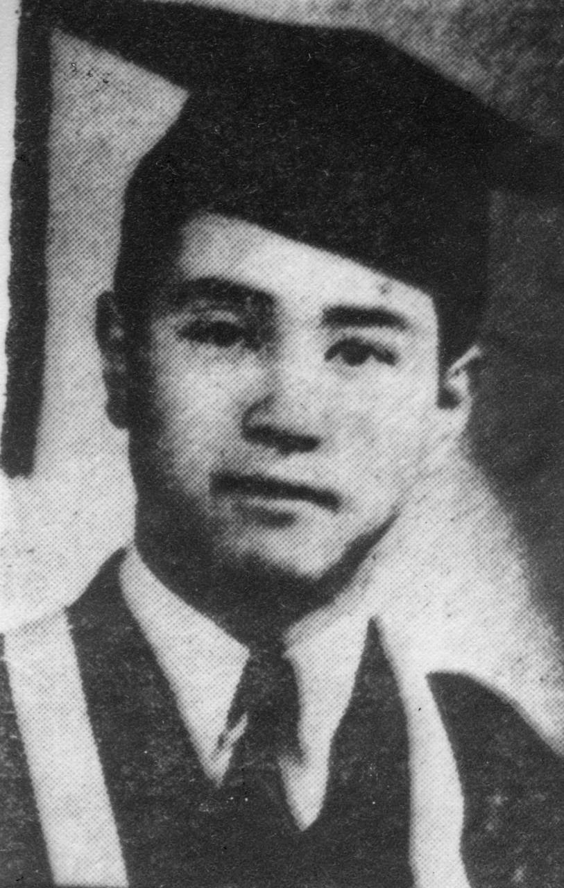 1949年11月8日,徐远举把一张纸递给满身伤痕的刘国志,说道,你签个字就