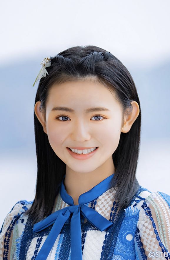 峯吉愛梨沙