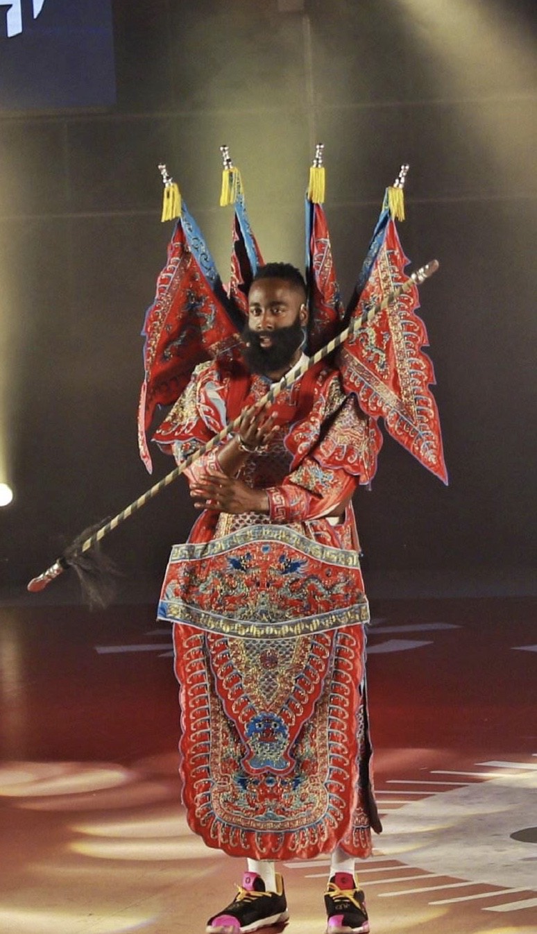 nba球星中国行有多搞笑?前面我忍了,看到司机我再也忍不住了