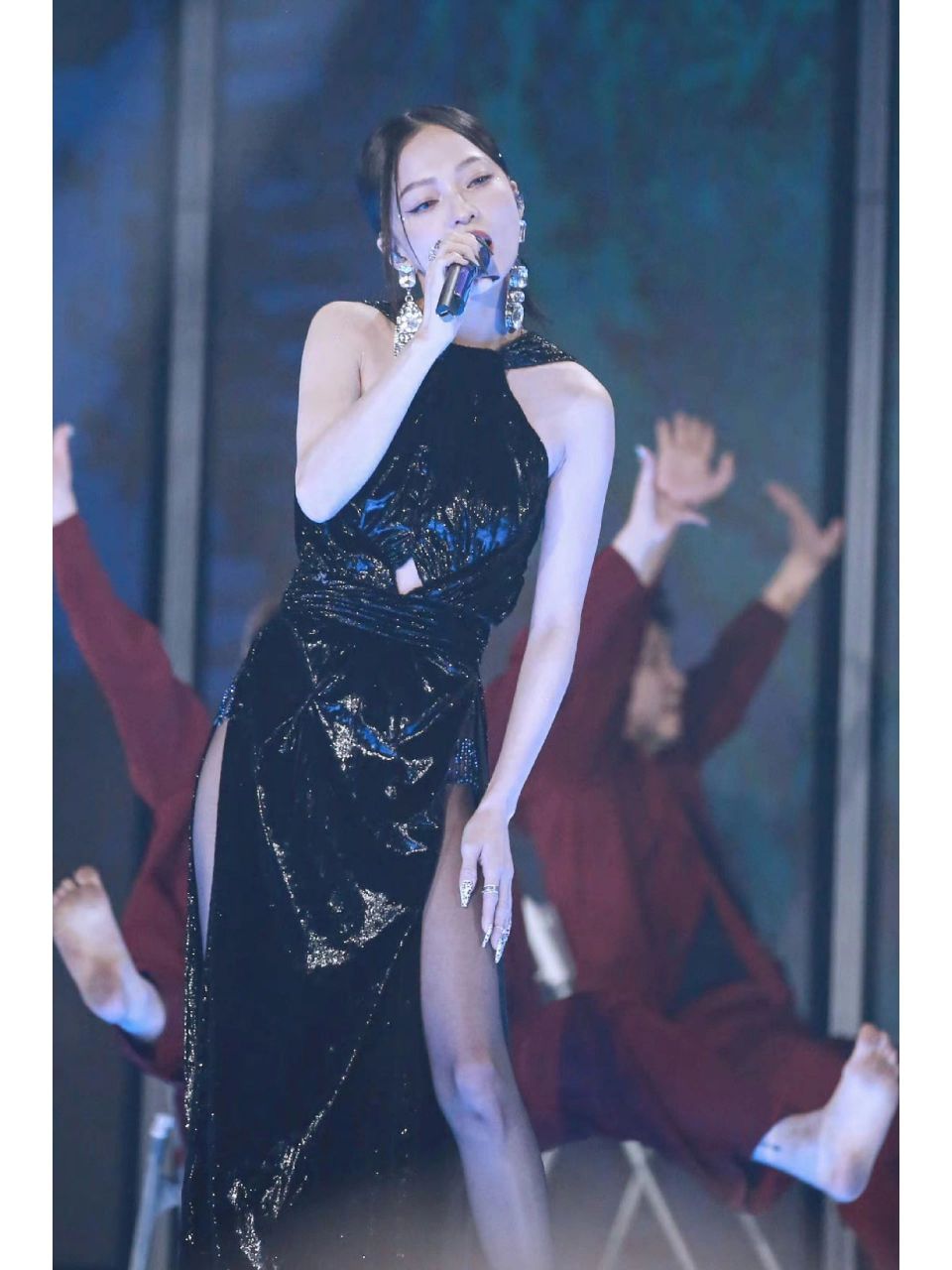 张韶涵少见的穿黑色丝袜,太魅惑了|||作为神仙打架的21世纪 第一个十