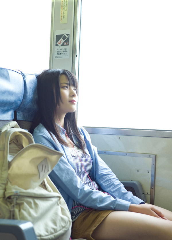 刚工作不久的公务员,旅途中难以启齿的艳遇经历