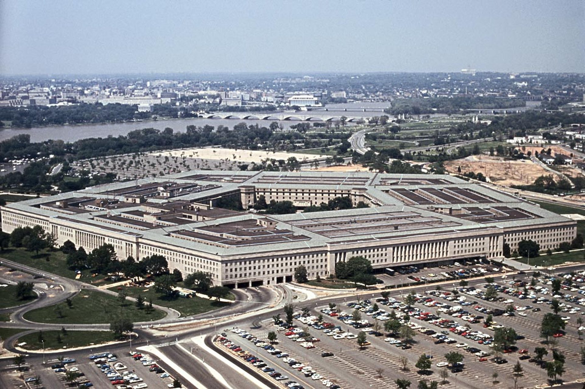 俄罗斯卫星通讯社华盛顿4月29日报道,美国五角大楼发布消息称,将从