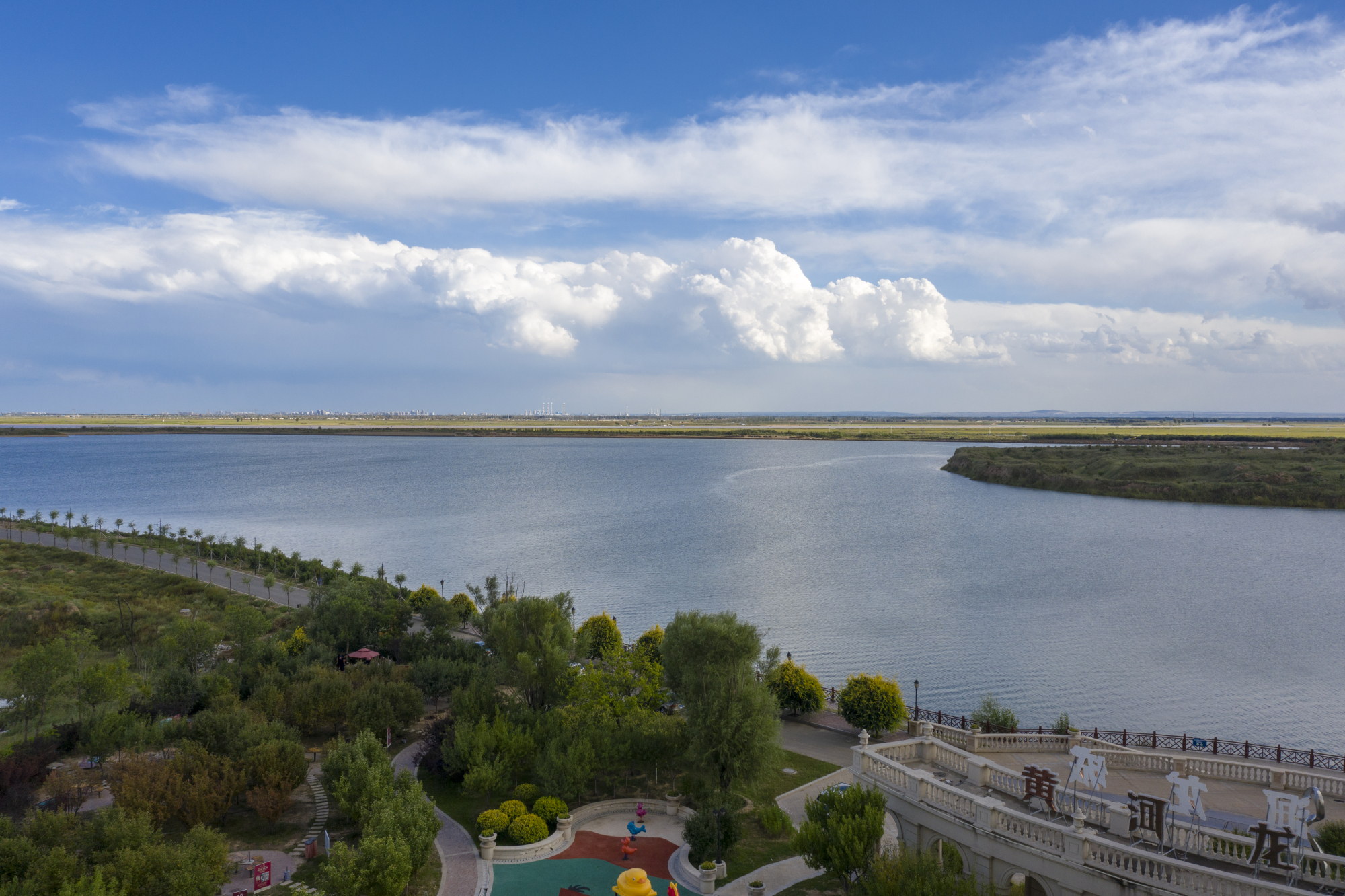 蓝鲸的视野:透视黄河龙城,小白河湿地