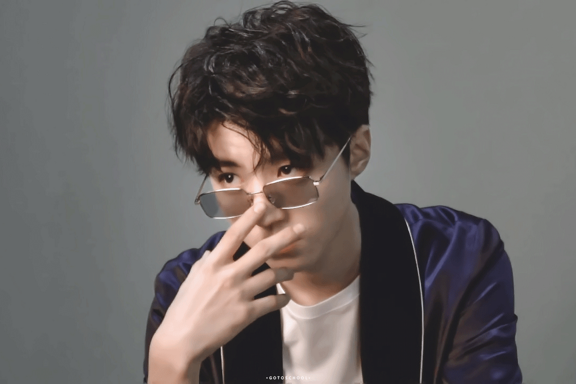 王俊凯喜欢奥特曼这件事终究不会被人们淡忘,所以到底是谁设计的