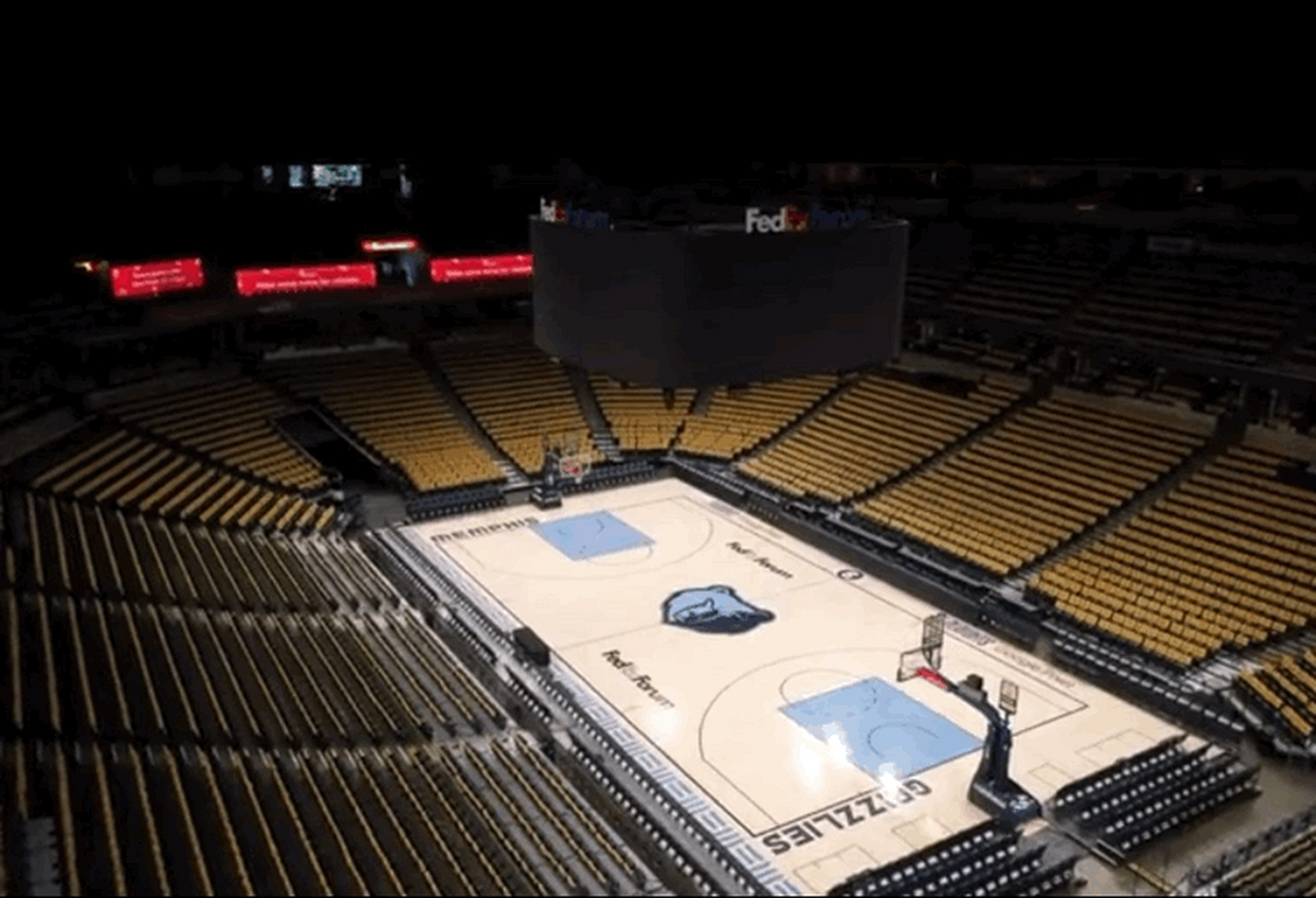 灰熊队主场季后赛氛围营造还是可以的,目前静等湖人队前来挑战,听说