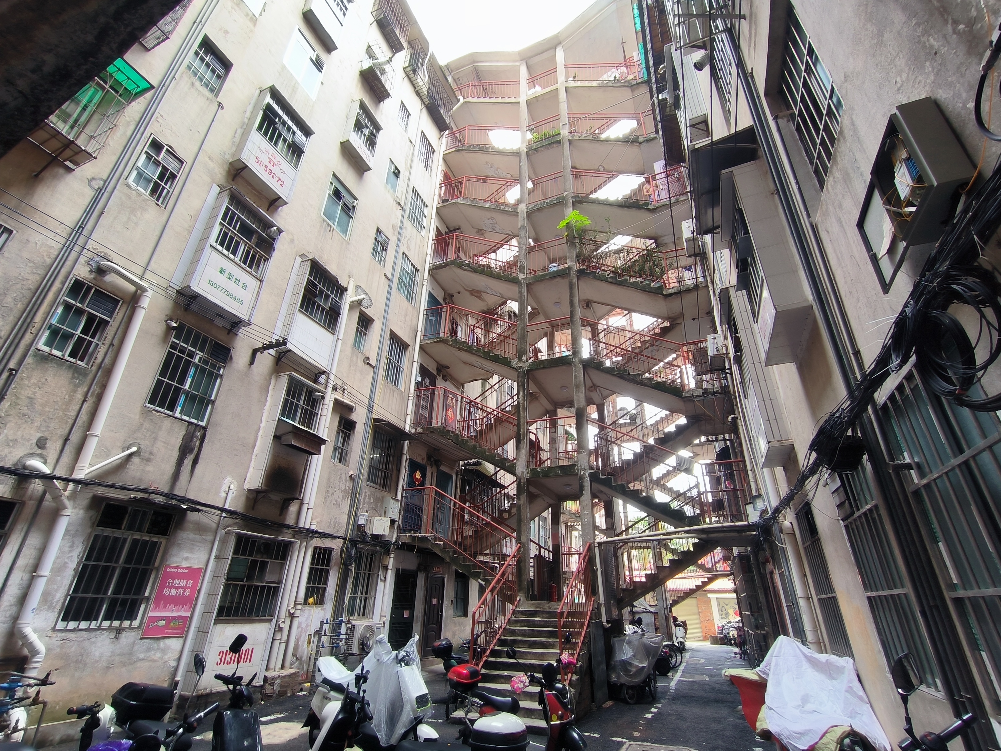 南宁鸳鸯楼随想