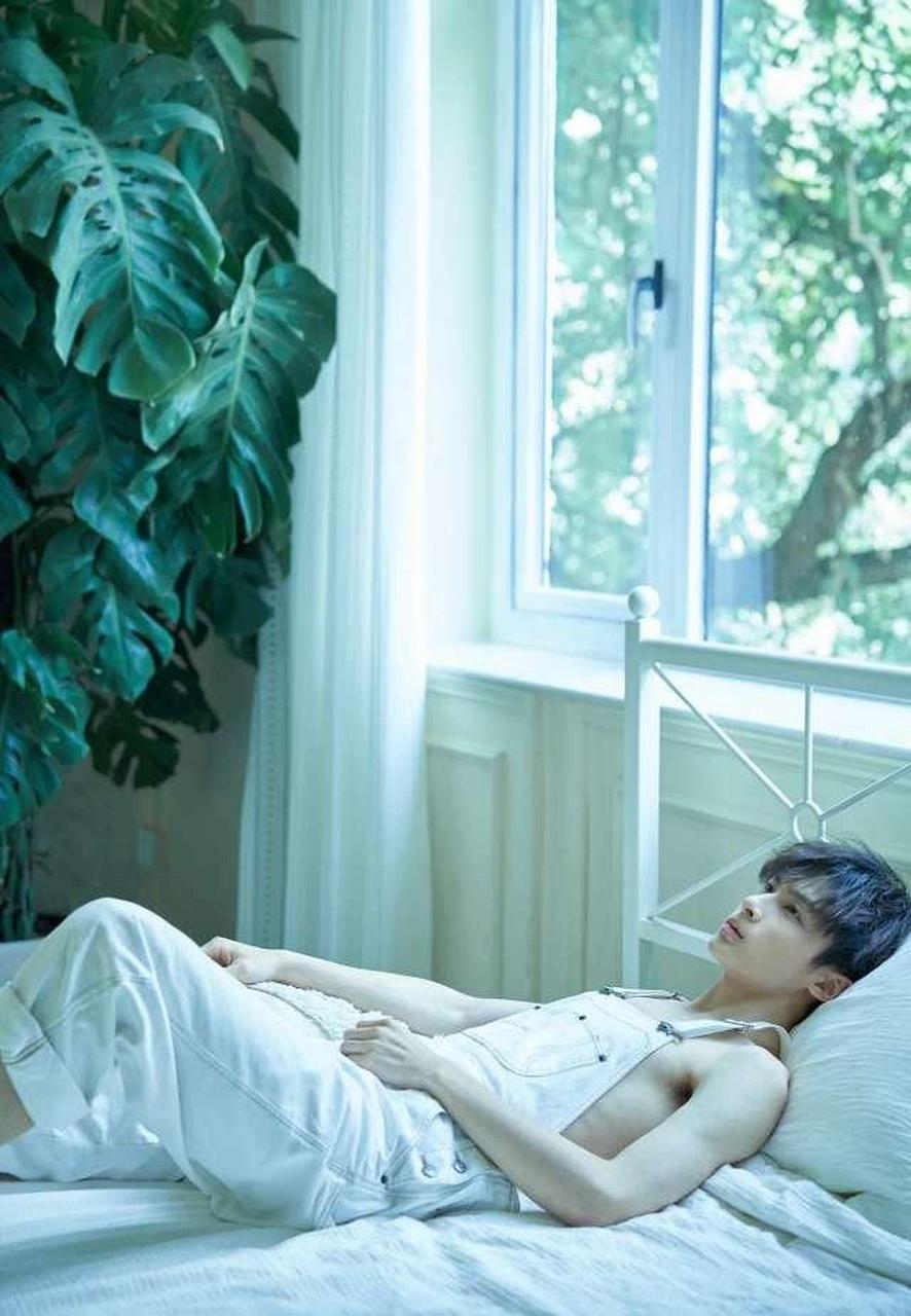 睡觉觉了. 睡姿大赏. 你喜欢怎么睡?#帅哥