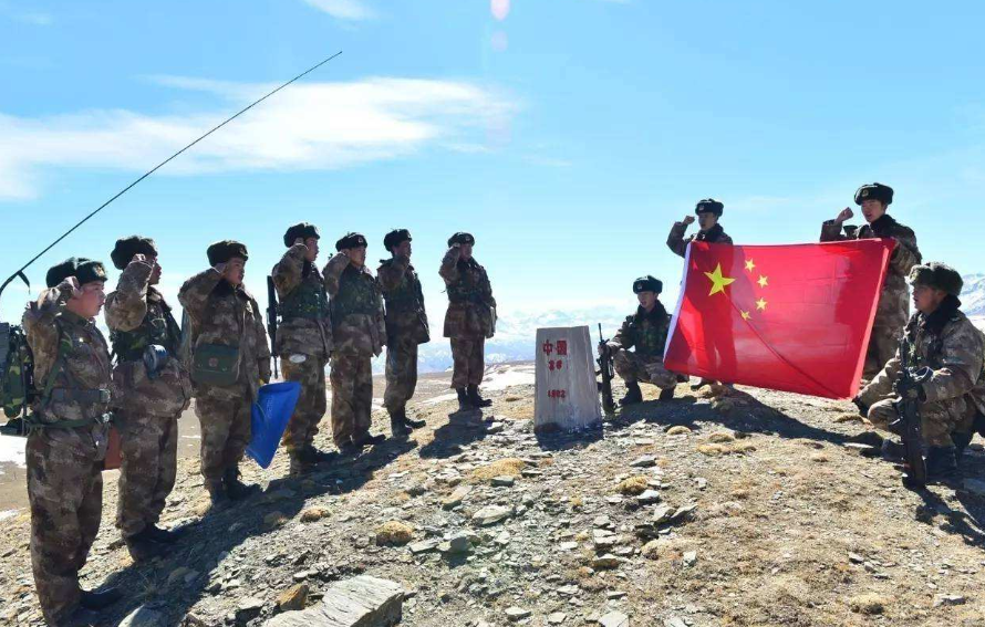 這3個女人,滿口忠義仁孝,報效祖國,最終忘恩負義投向美國懷抱