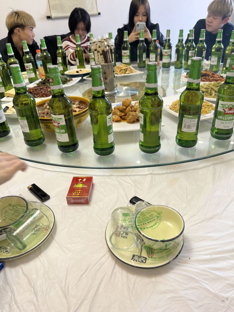 据说这种酒局在山东都属于小孩那一桌,真的吗