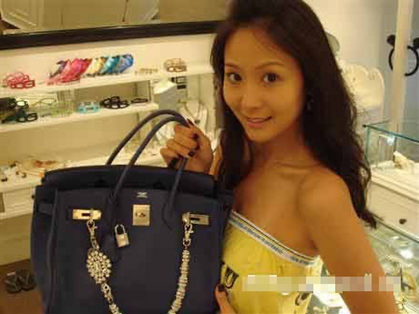 台湾微风广场老板娘孙芸芸早期的爱马仕包包之二