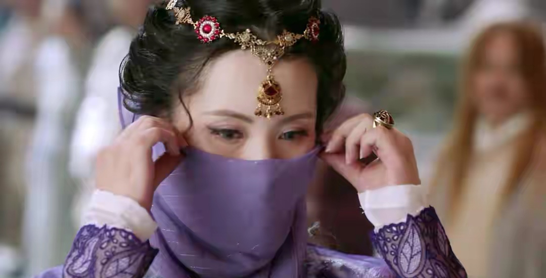 9版"紫衫龙王"黛绮丝颜值对比,谁不愧武林第一美,谁在充数?
