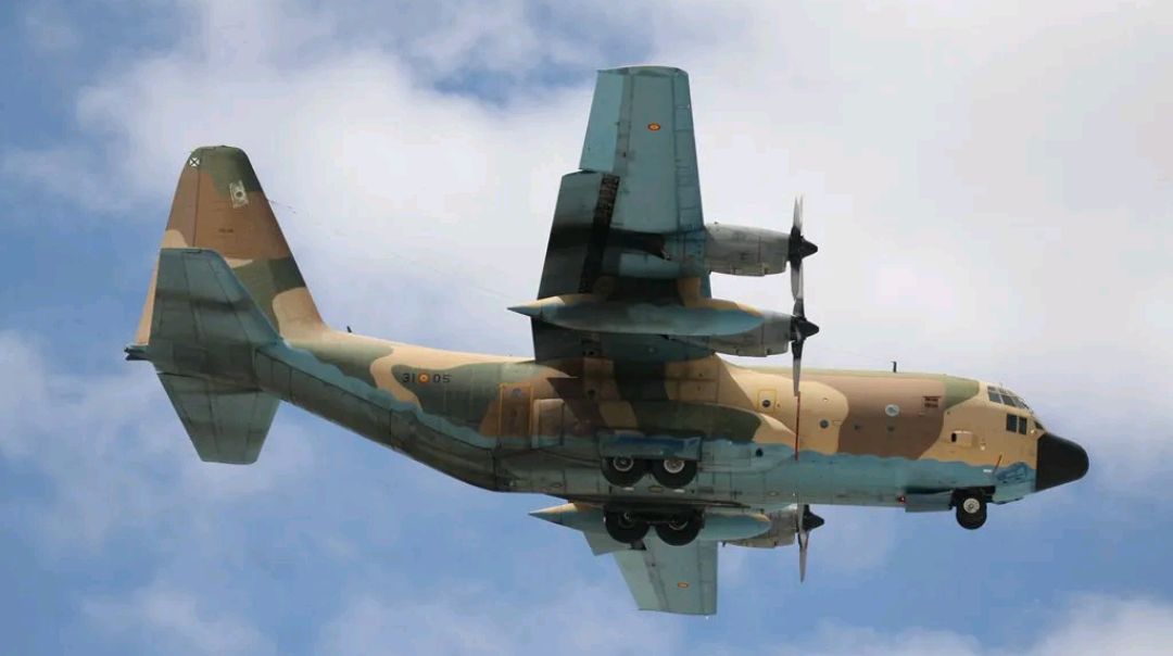 世界经典运输机之美国c130大力士