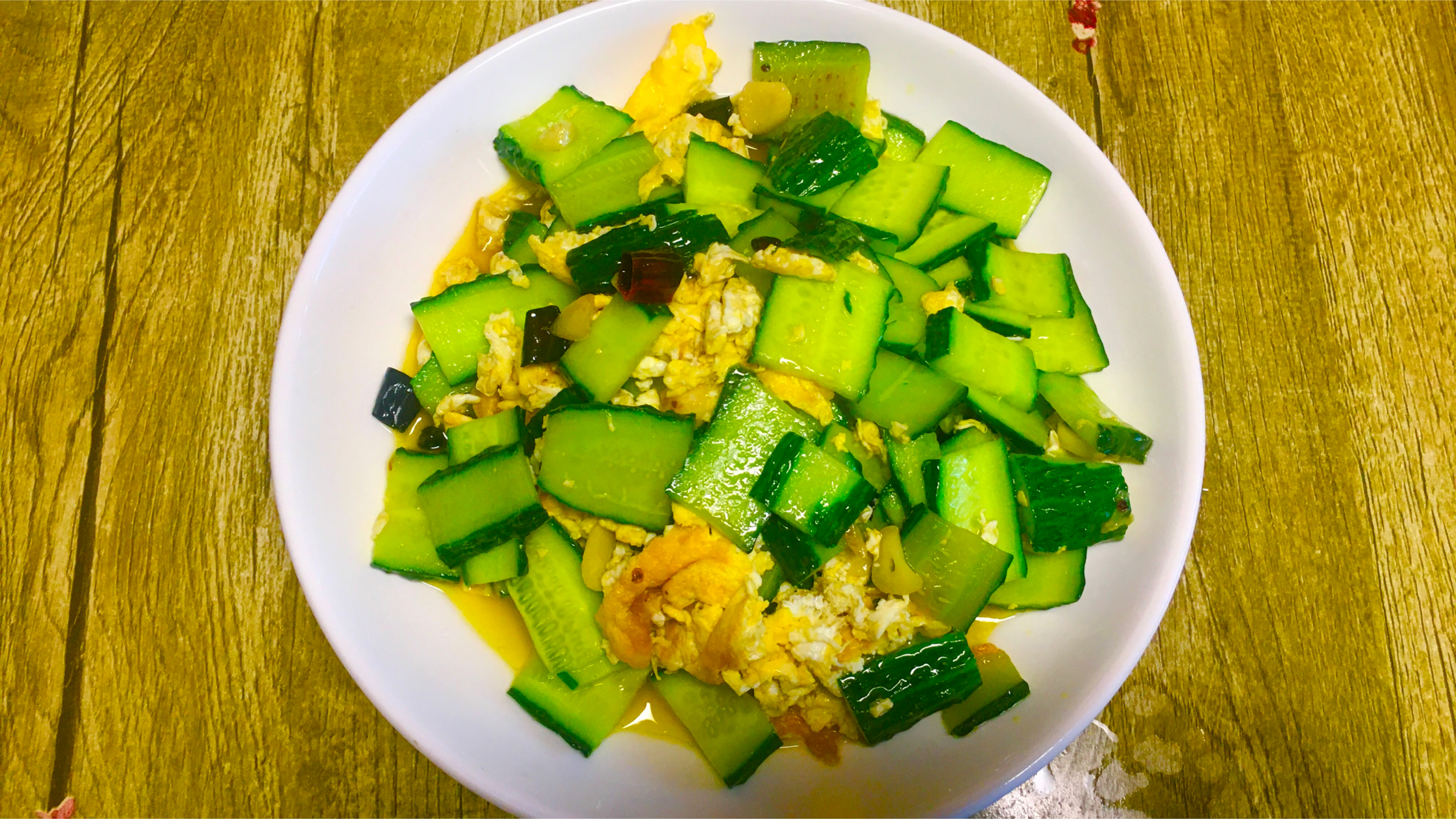 鸡蛋炒黄瓜片家常菜