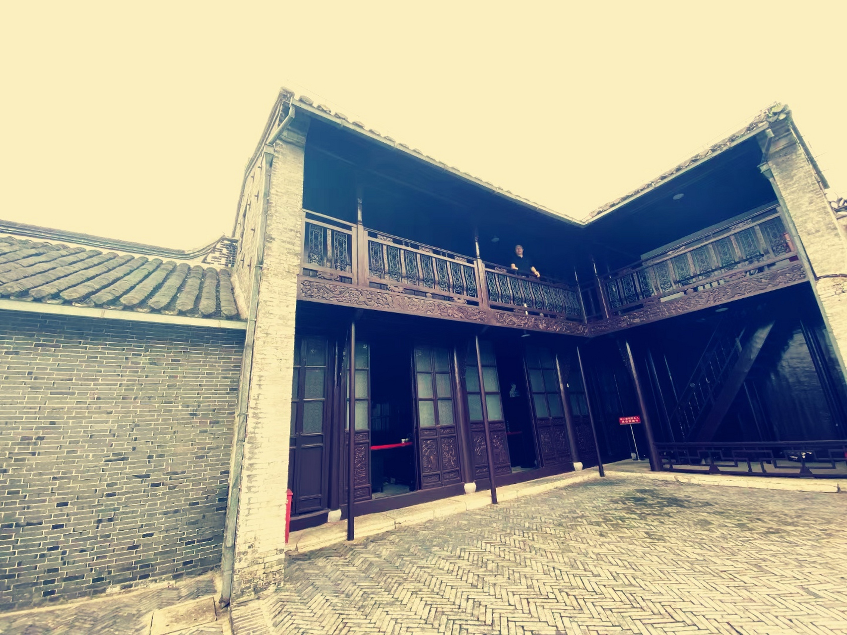 一九四九年四月二十三日,江苏泰州白马庙,人民解放军海军成立.