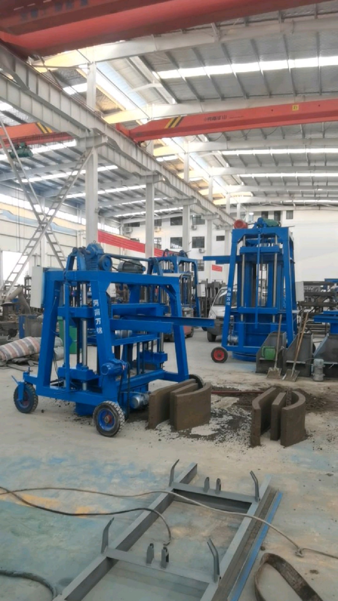 兰州混凝土预制水泥u型槽成型机优质u型槽预制机-度小视