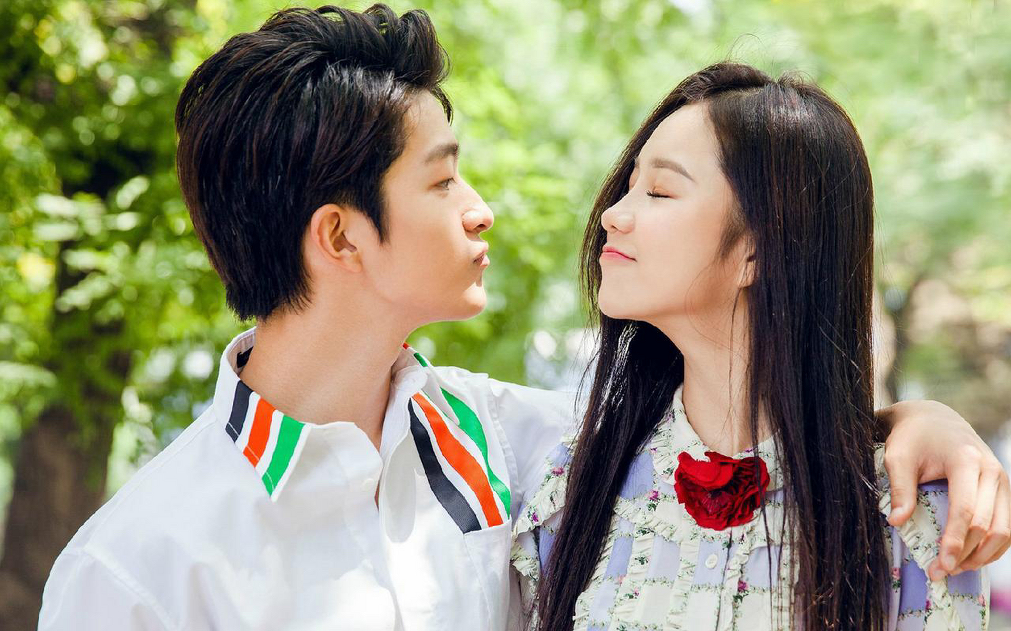 男女之间,恋爱的时候,喜欢让对方承诺一些事,习惯了对方宠溺自己.