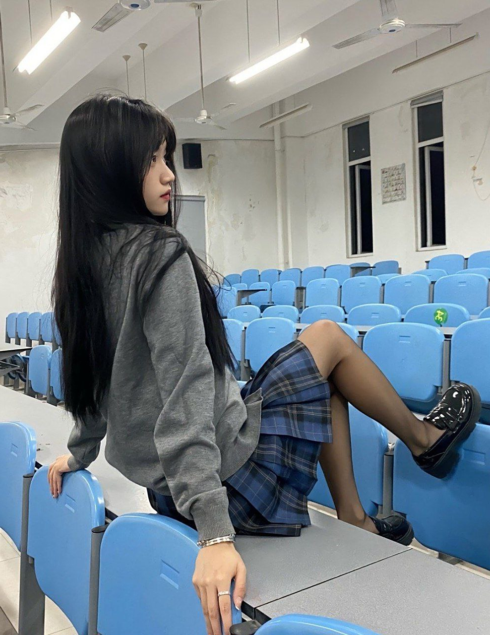 猜猜我是什么专业#丝袜# #自拍