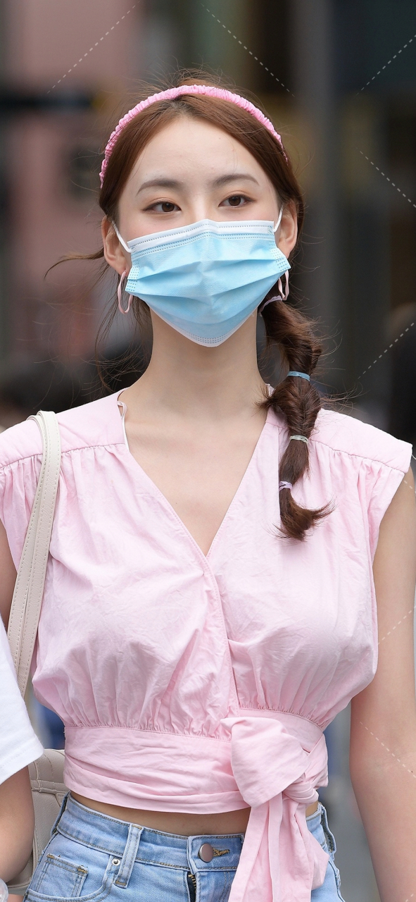 极品美女,麻花辫口罩小姐姐