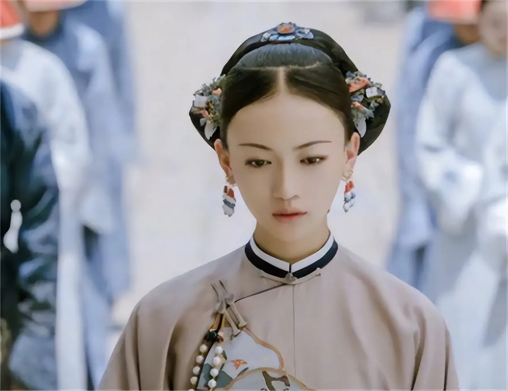 历史上令妃,10年之间就怀孕了7次,是真正的独得皇上恩宠[捂脸]