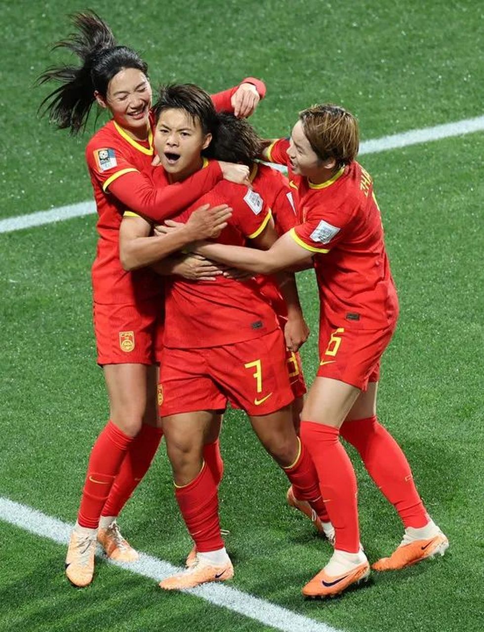 昨日,在2023女足世界杯小组赛第二轮比赛中,  中国女足以1:0战胜海地