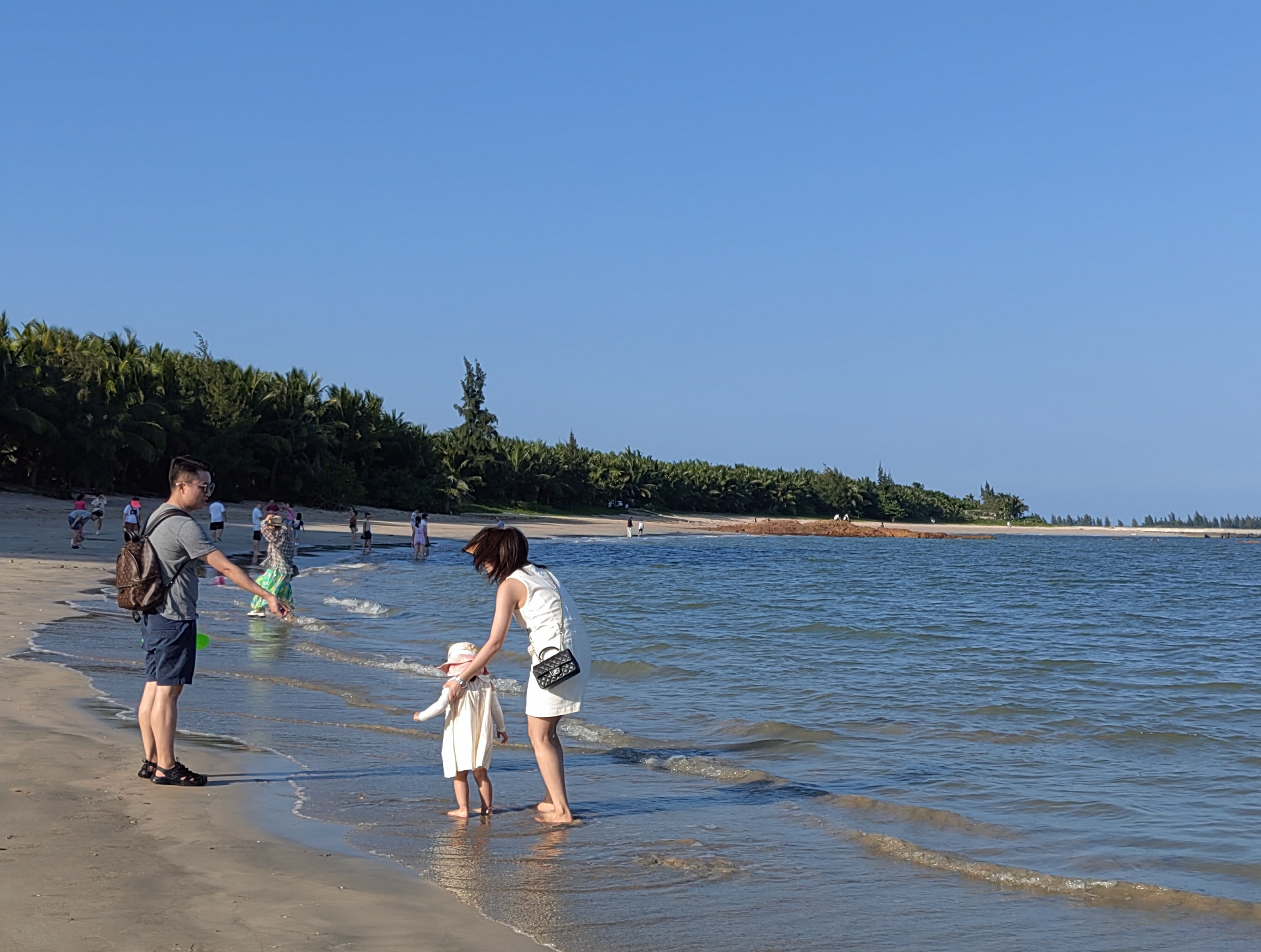 海南红石滩图片