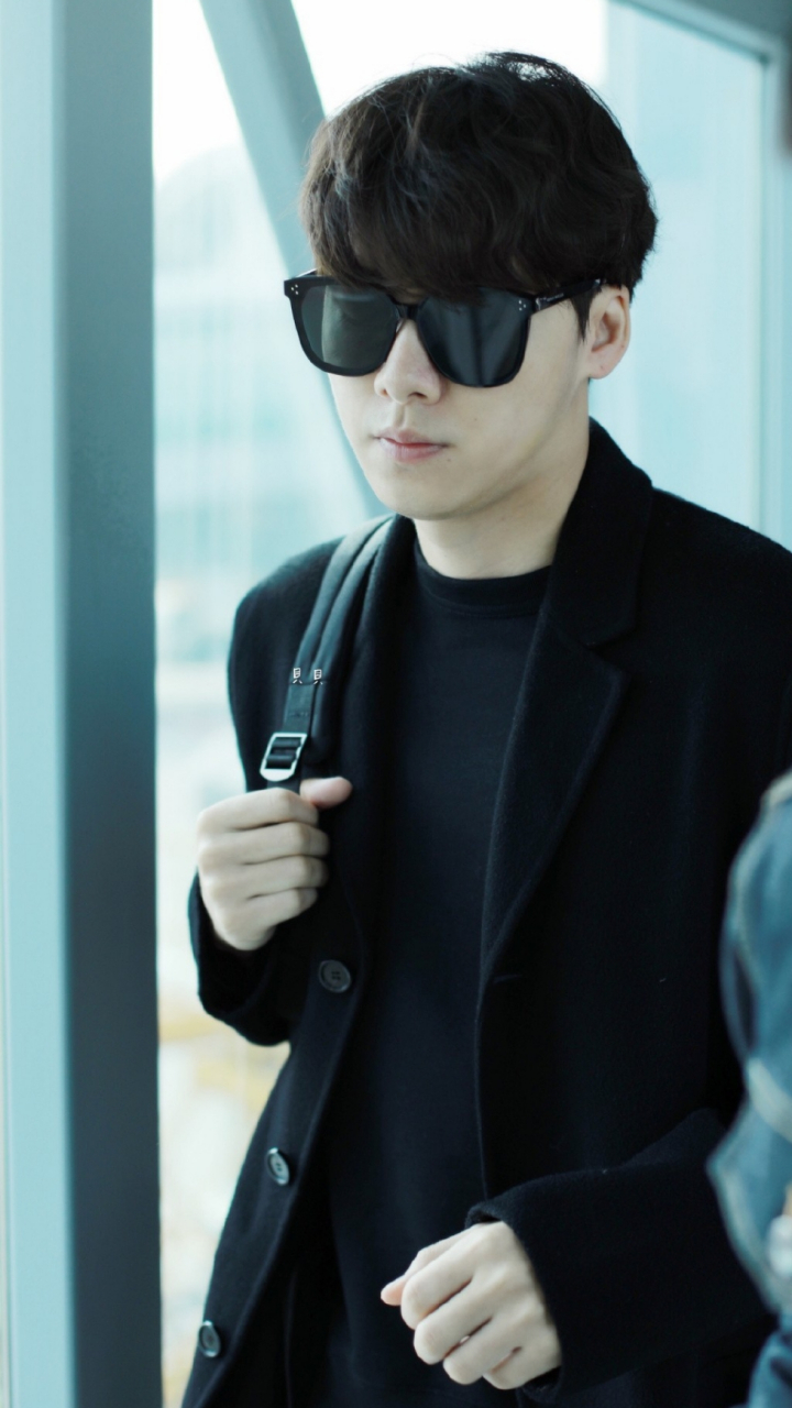 如何看待明星睡粉现象# 管不好裤腰带,睡了便睡了.