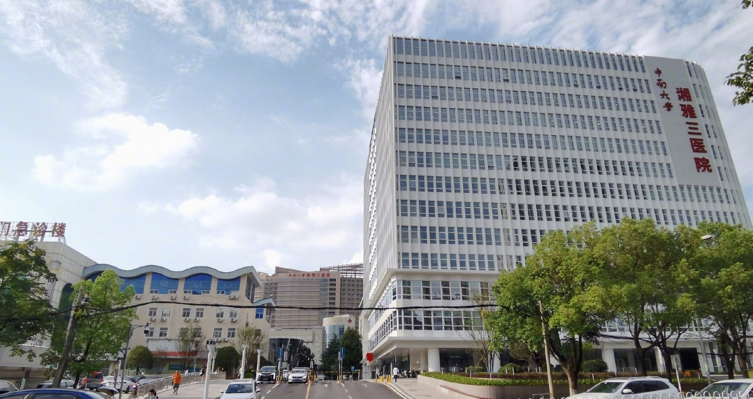 卫健委公开举报电话号码效果显著,后继应该还会陆续收到更多的举报!