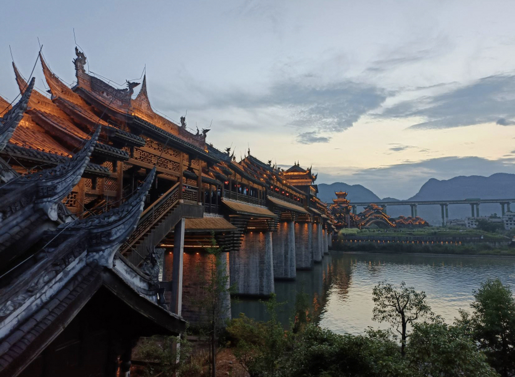 黔江风雨廊桥图片