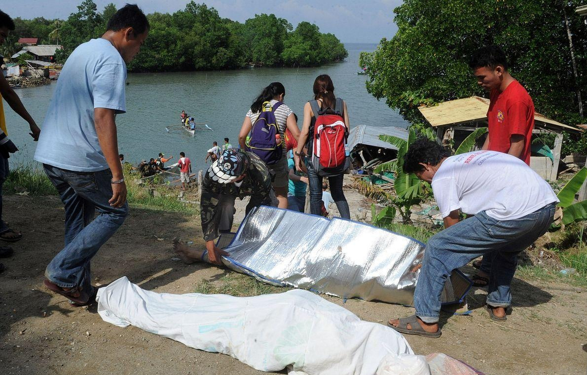 近日网上纷纷报道"吉林两女孩失联 一人遗体被找到",这真是太让人心痛