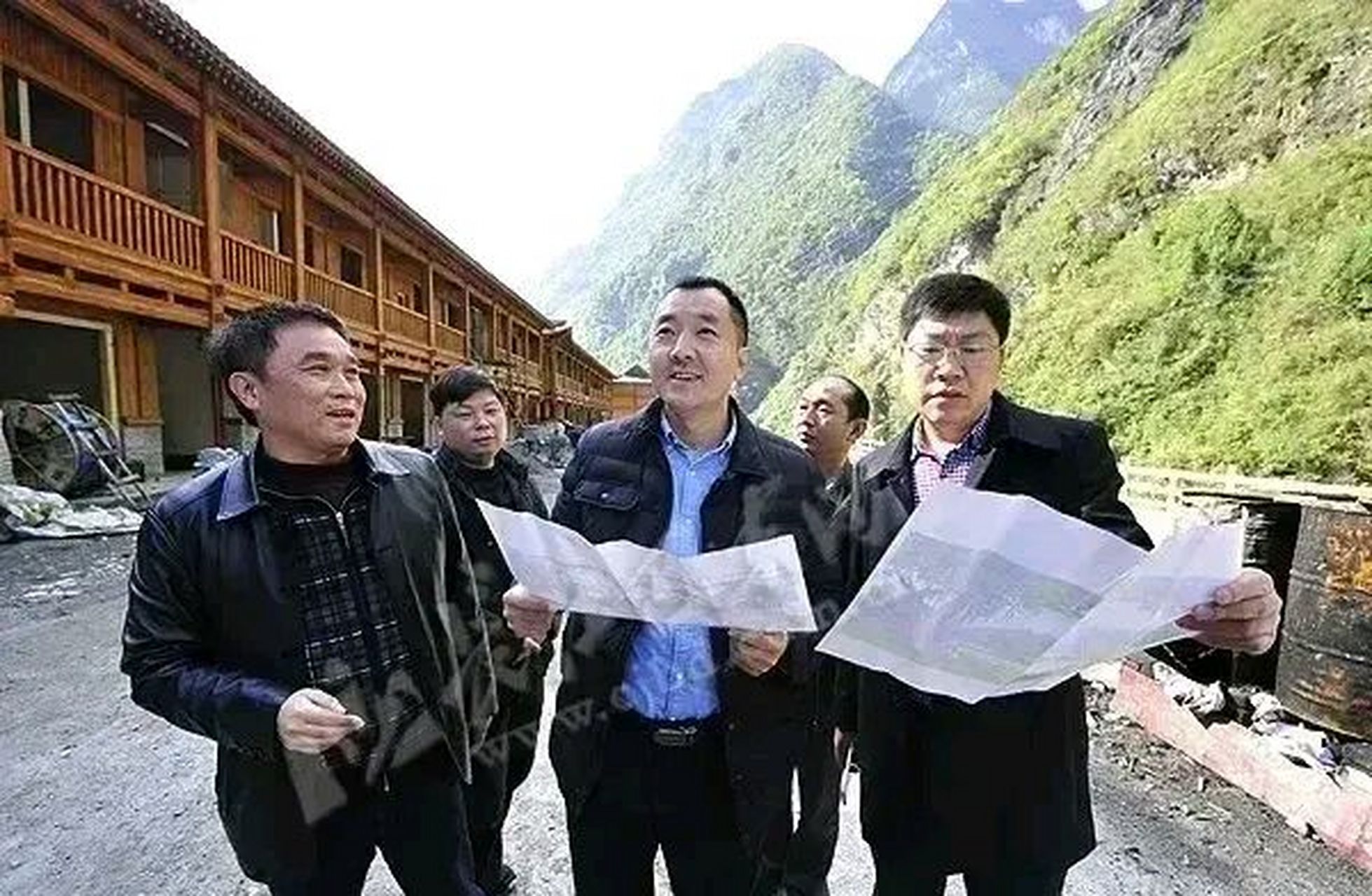 陈行甲:我最恼火的是原县长刘冰和原县委副书记薛昌斗被抓获后,交代了