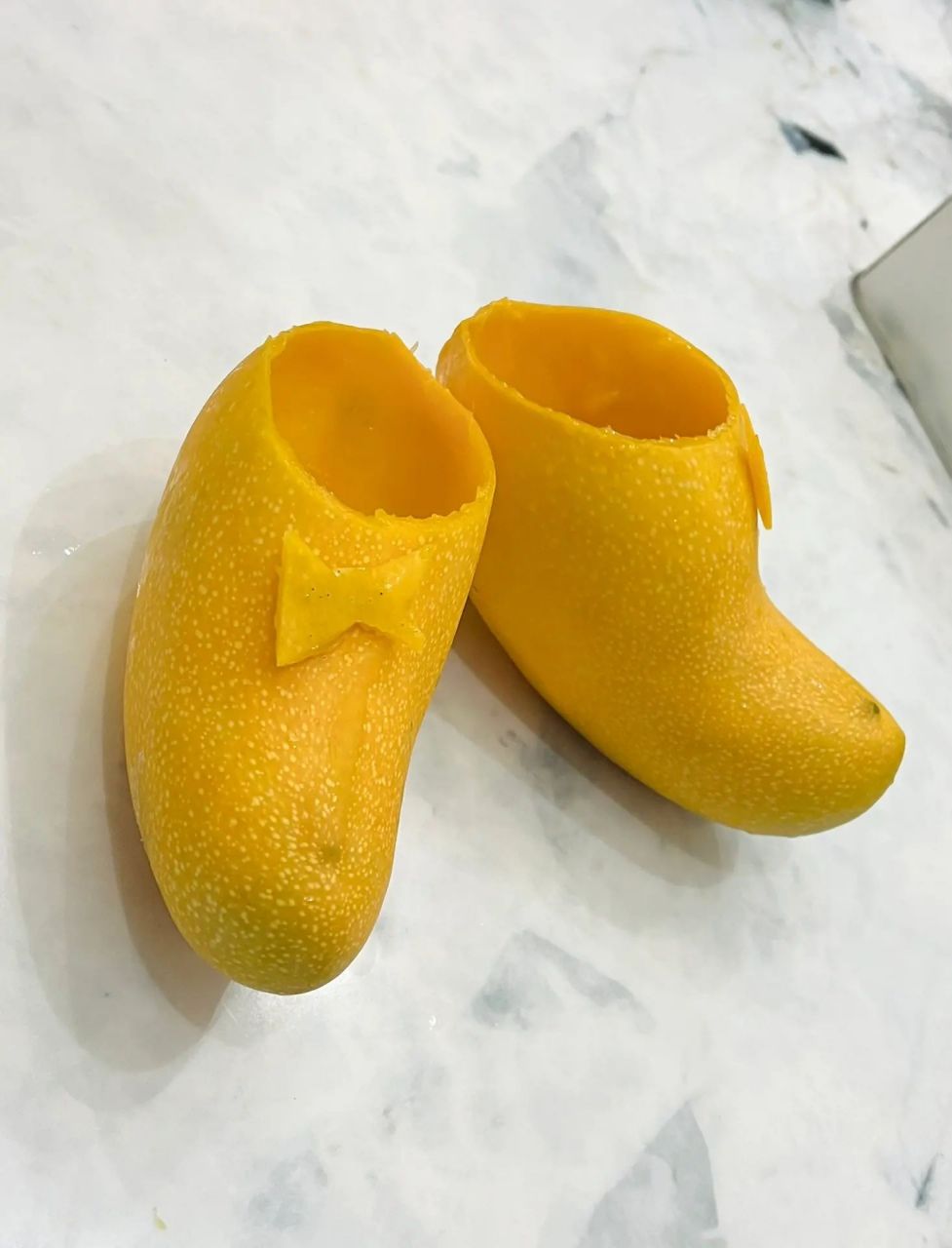 30岁,不靠父母,全款拿下,一双芒果鞋!