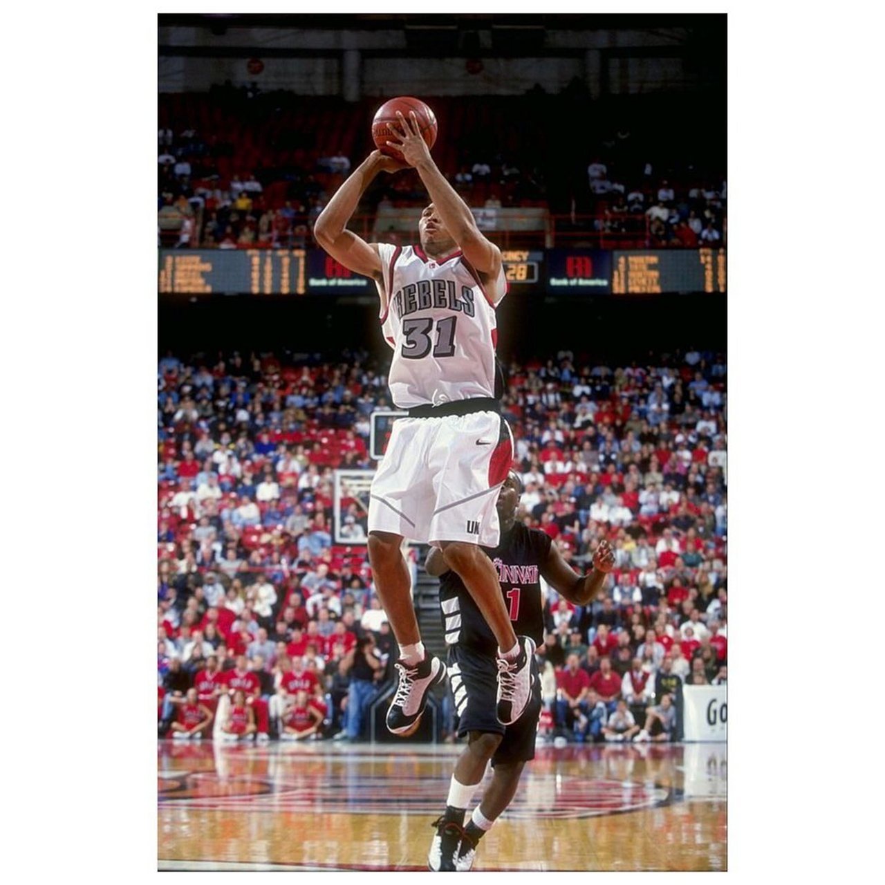 大学时期的肖恩马里昂 球鞋-jumpman team ii  #怀旧篮球鞋