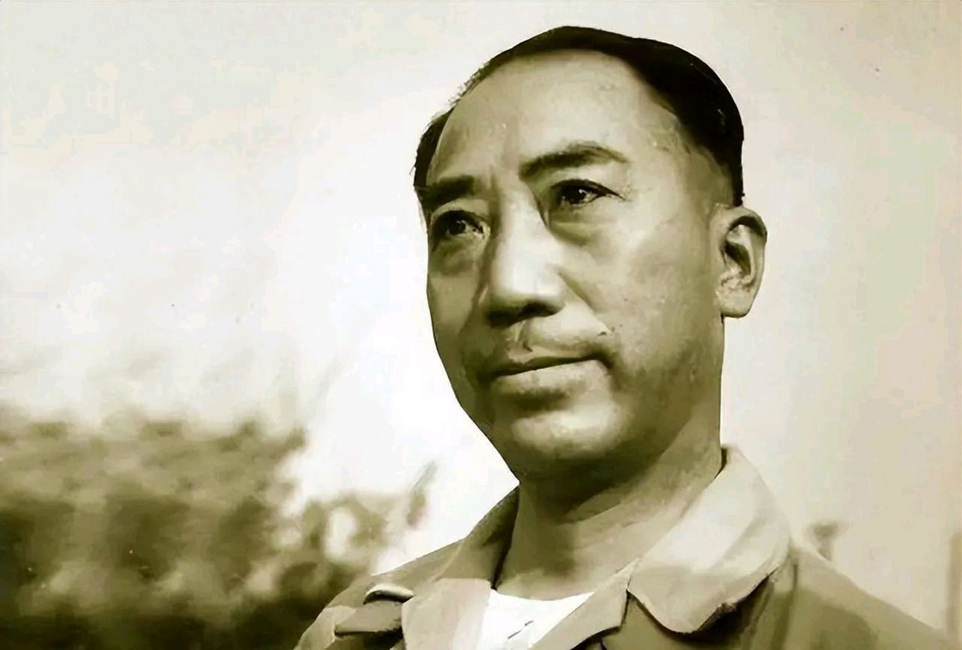 1938年,30岁王映霞与戴笠传出绯闻,不久,王映霞瞒着丈夫郁达夫去打胎.