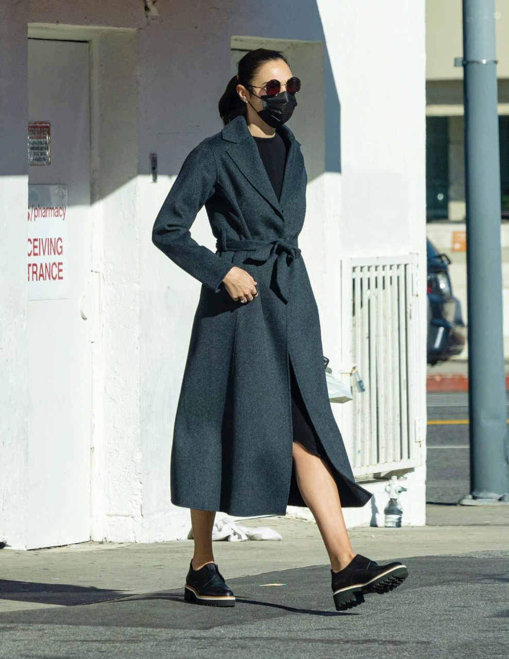 神奇女侠盖尔·加朵日常街拍