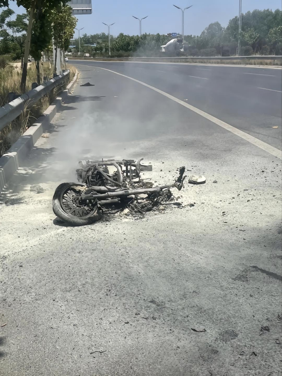 兄弟,只要人没事就好!