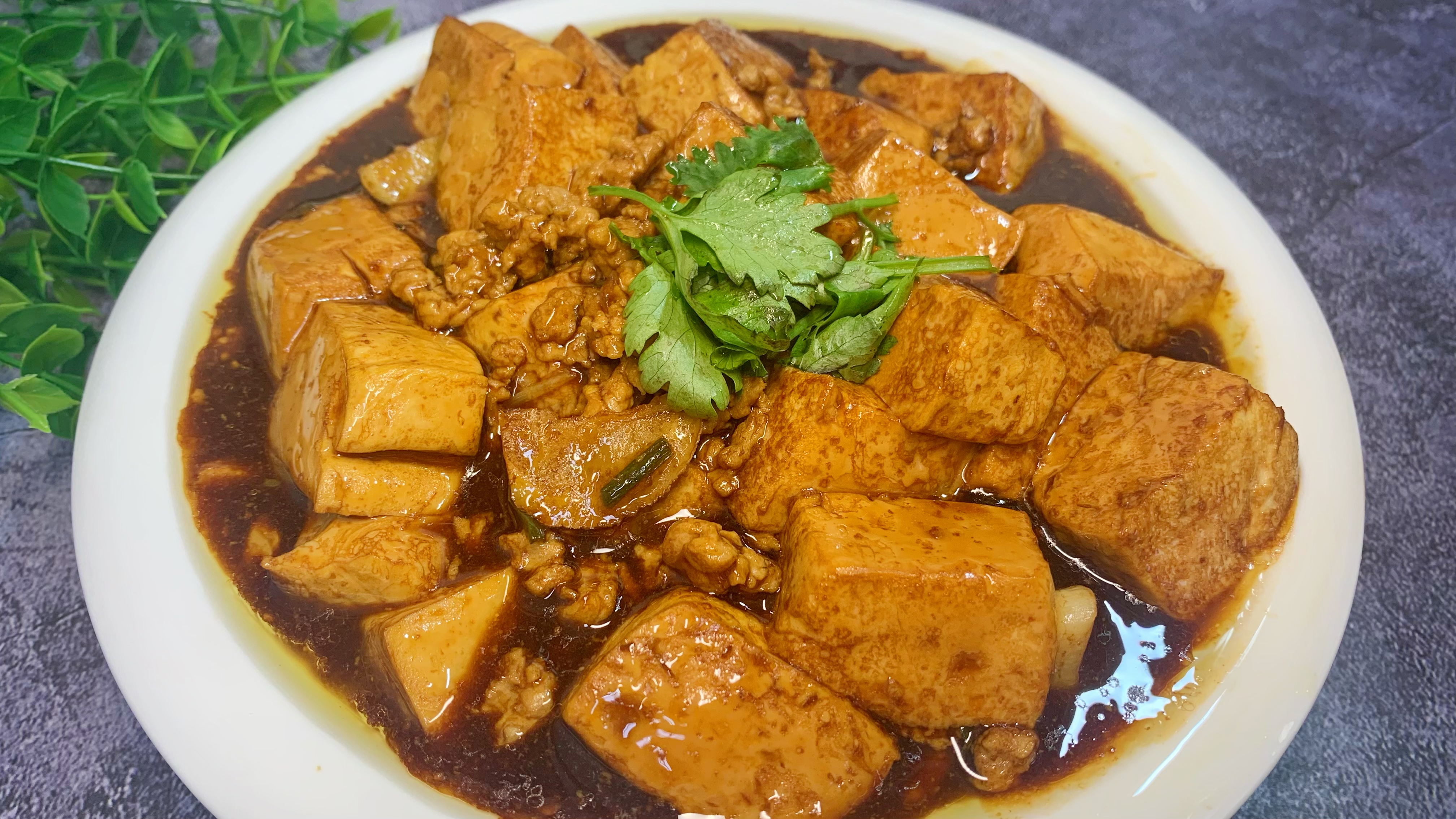 大厨教你肉沫豆腐家常做法,豆腐滑嫩入味,简单易做,下酒又下饭