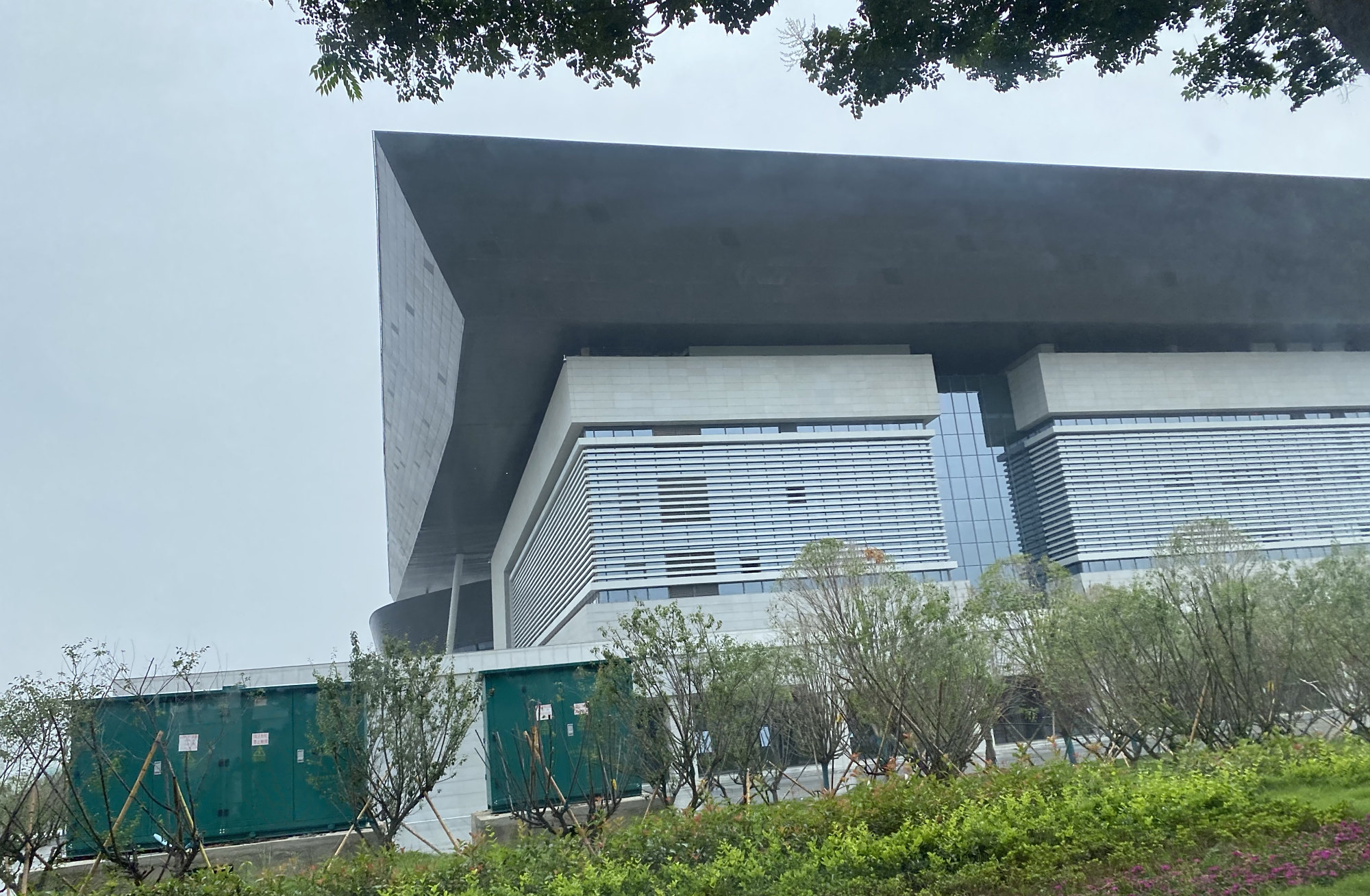 南阳三馆一院啥时候能建好啊?