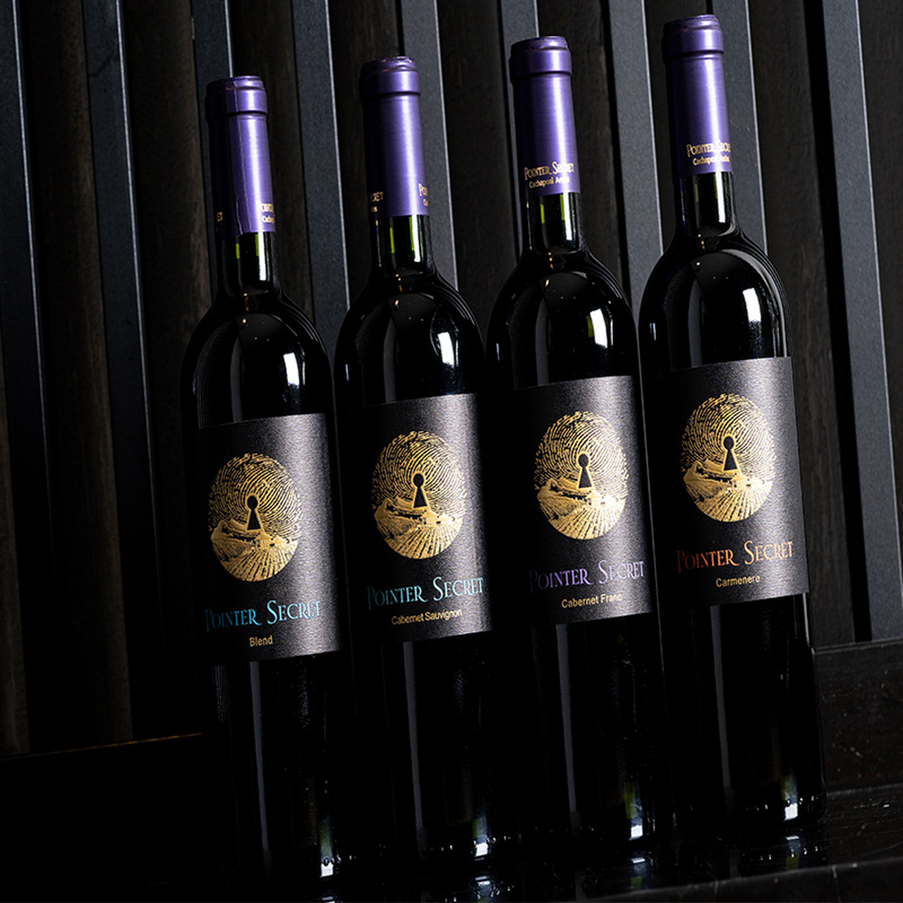 红酒是一种高档的饮品,需要正确的收藏方法,才能保持其品质和口感.