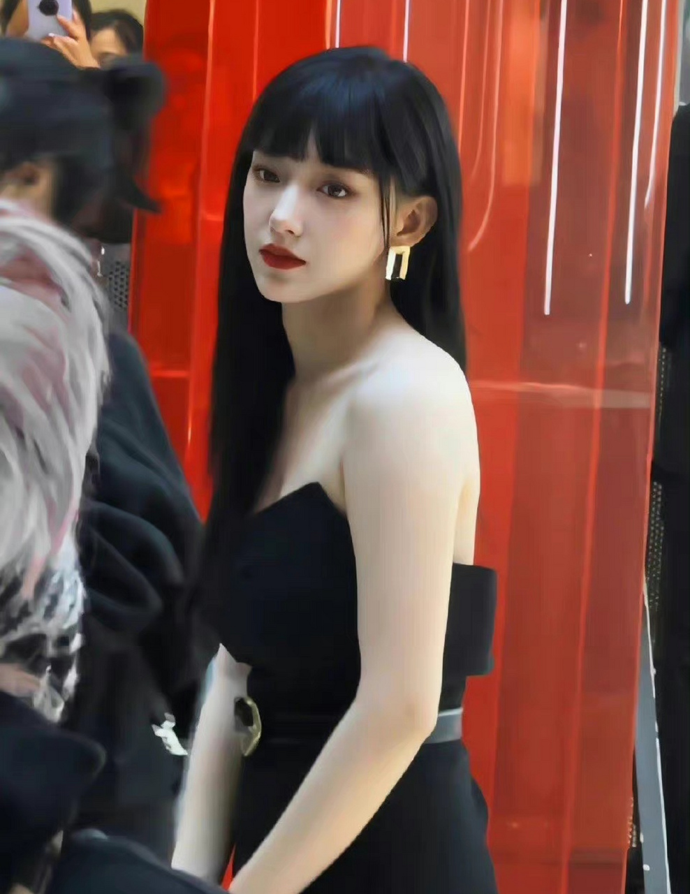 程潇的"铁刘海"好像有些不一样了!