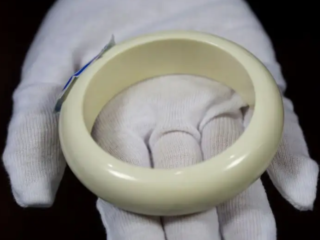 象牙镯子变黄怎么清洗