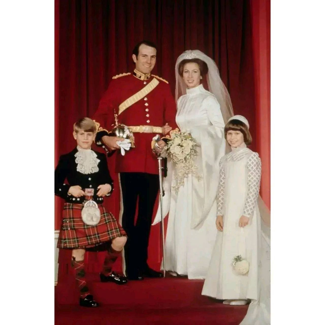 1973年11月14日,安妮公主和第一任丈夫马克·菲利普斯,在威斯敏斯特大