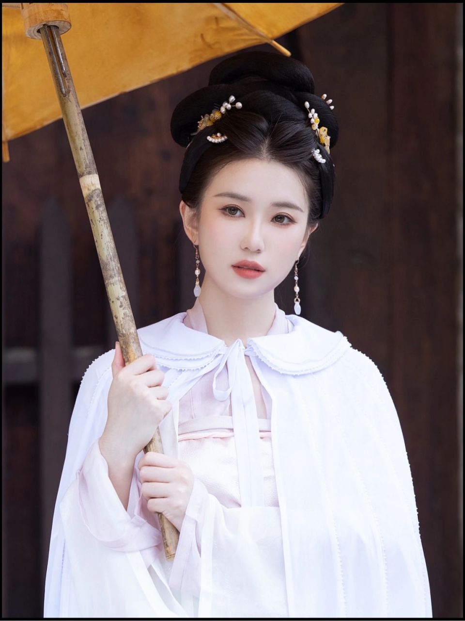 高贵,仙气又灵气十足的汉服美女写真,每一帧都令人怦然心动[心]#古风