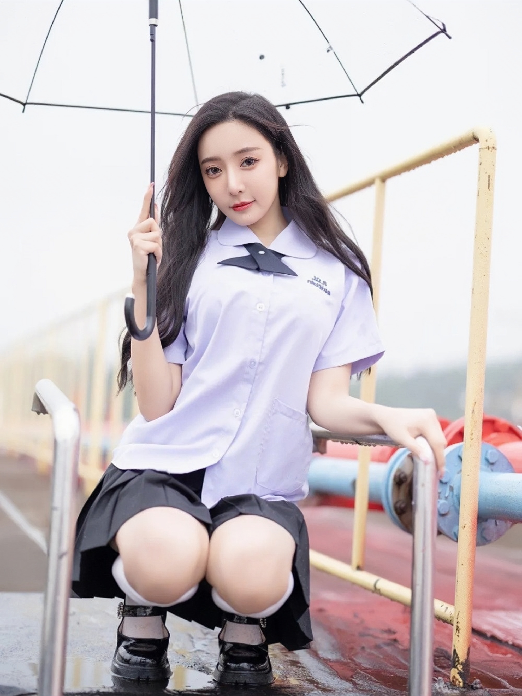 学生装穿搭的清纯小美女