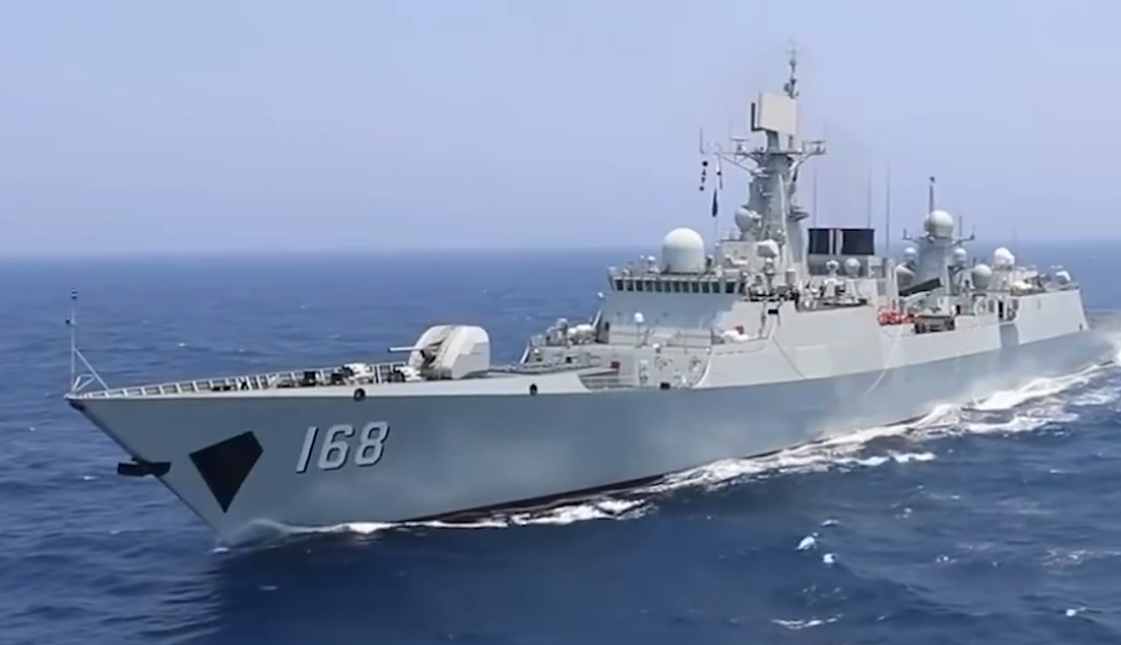改装后的广州舰已换装了054a同款的h/ajk16型垂直发射系统,h/ajk16是