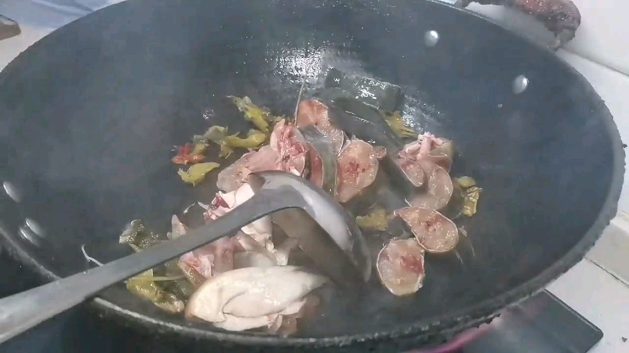 阜阳界首:简单版酸菜鱼,没有那么多讲究,酸酸爽爽,真好吃